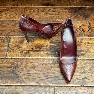 Nine West burgundy pumps, 4 inch heel size 7.5
